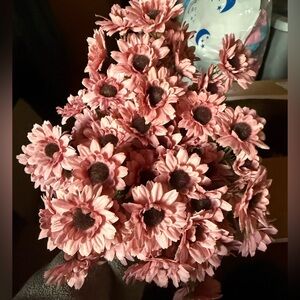 Pink Artificial Daisy’s
